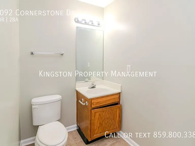 2092 Cornerstone Dr #4 — Photo 2