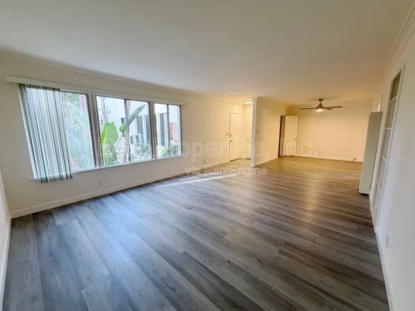 1235 Havenhurst Dr #4, Los Angeles, CA 90046