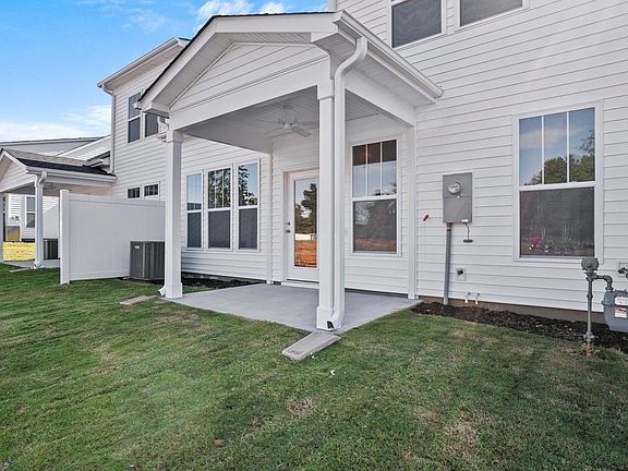 5th image of 1630 Chelmsford Ct