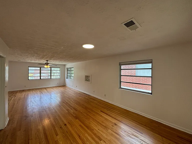3144 Belden Cir — Photo 3
