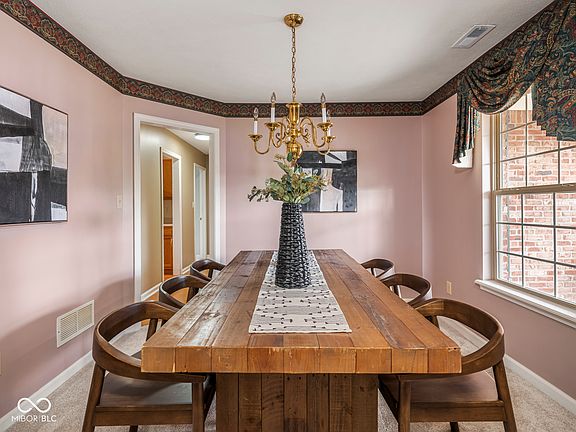 5th image of 11842 Halle Dr