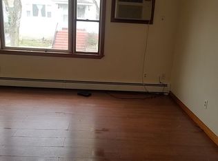 76 Samoset Ave, Providence, RI 02908