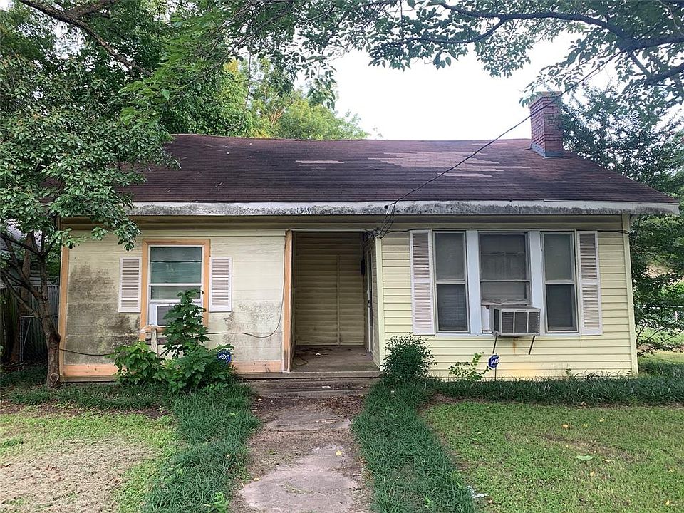 1st image of 1319 W 13th Ave