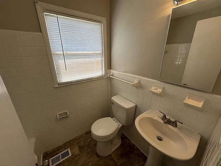 3106 Pulaski Pike NW — Photo 11