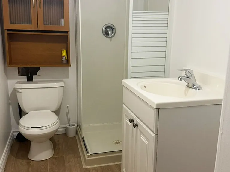 41 Sydenham Wells Ct — Photo 12