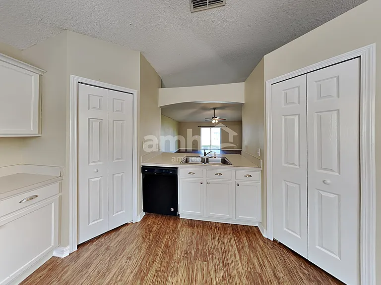 3941 Warbler Dr — Photo 3