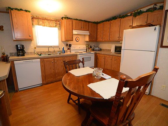 5th image of 1885 Lake Elliot Ct