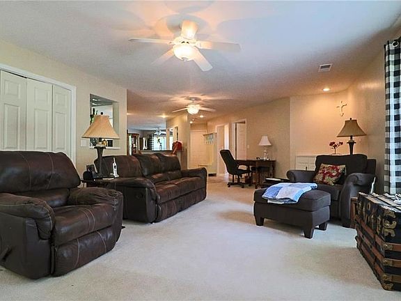 4th image of 1222 SW Indian Creek Ct