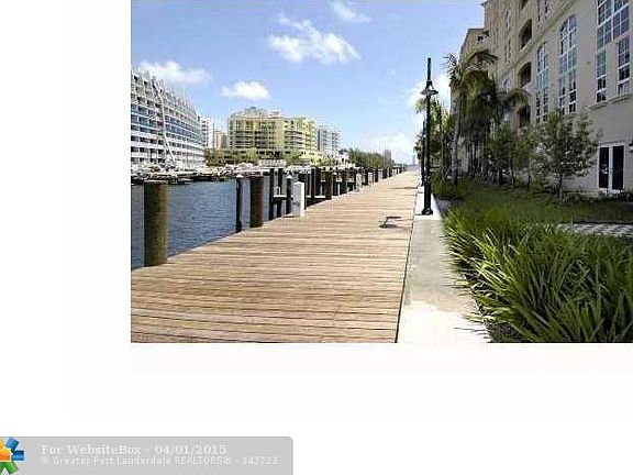 5th image of 3001 NE 185th St APT 634