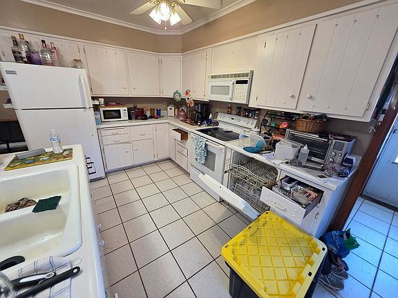4th image of 913 9th St S