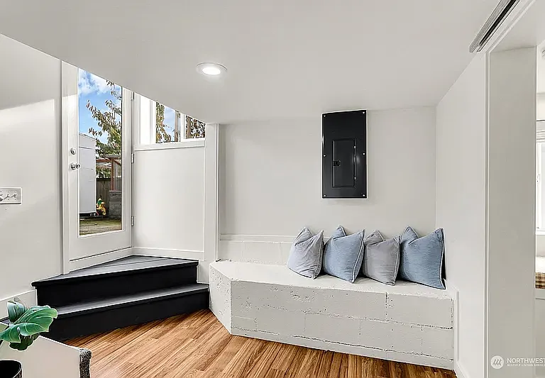 8318 28th Ave NW — Photo 8