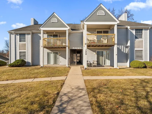 1066 Millpond Rd, Valparaiso, IN 46385