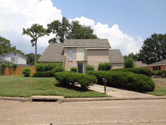 14410 Muirfield Ln — Photo 1
