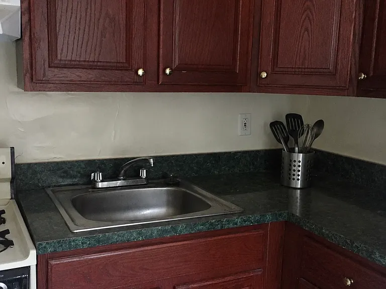35 Eastern Pkwy #2J — Photo 3