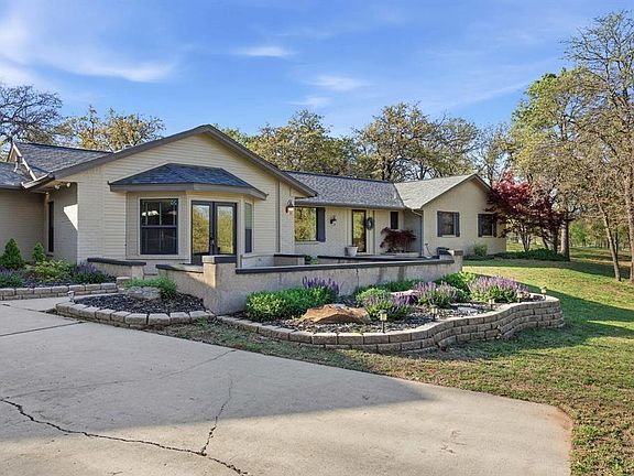 2nd image of 6209 N Sooner Rd