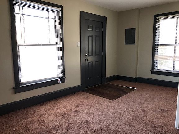 2nd image of 108 Blue Grass Ave