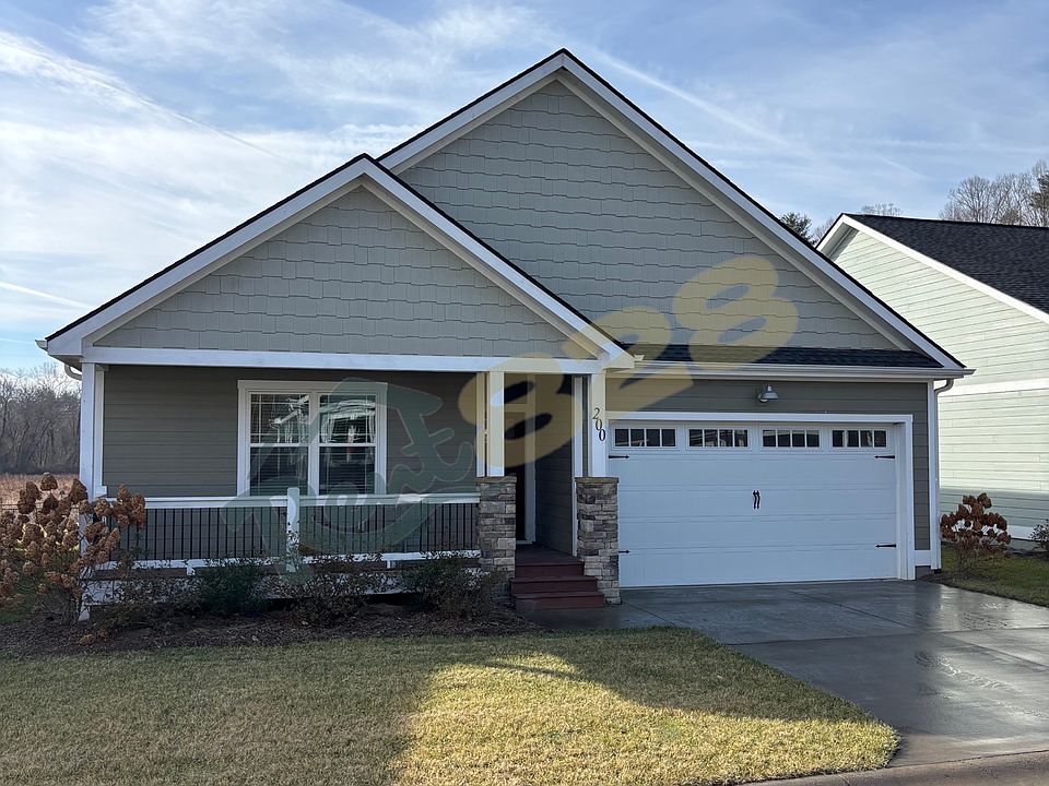 Welcome home to 200 Leyland Circle!