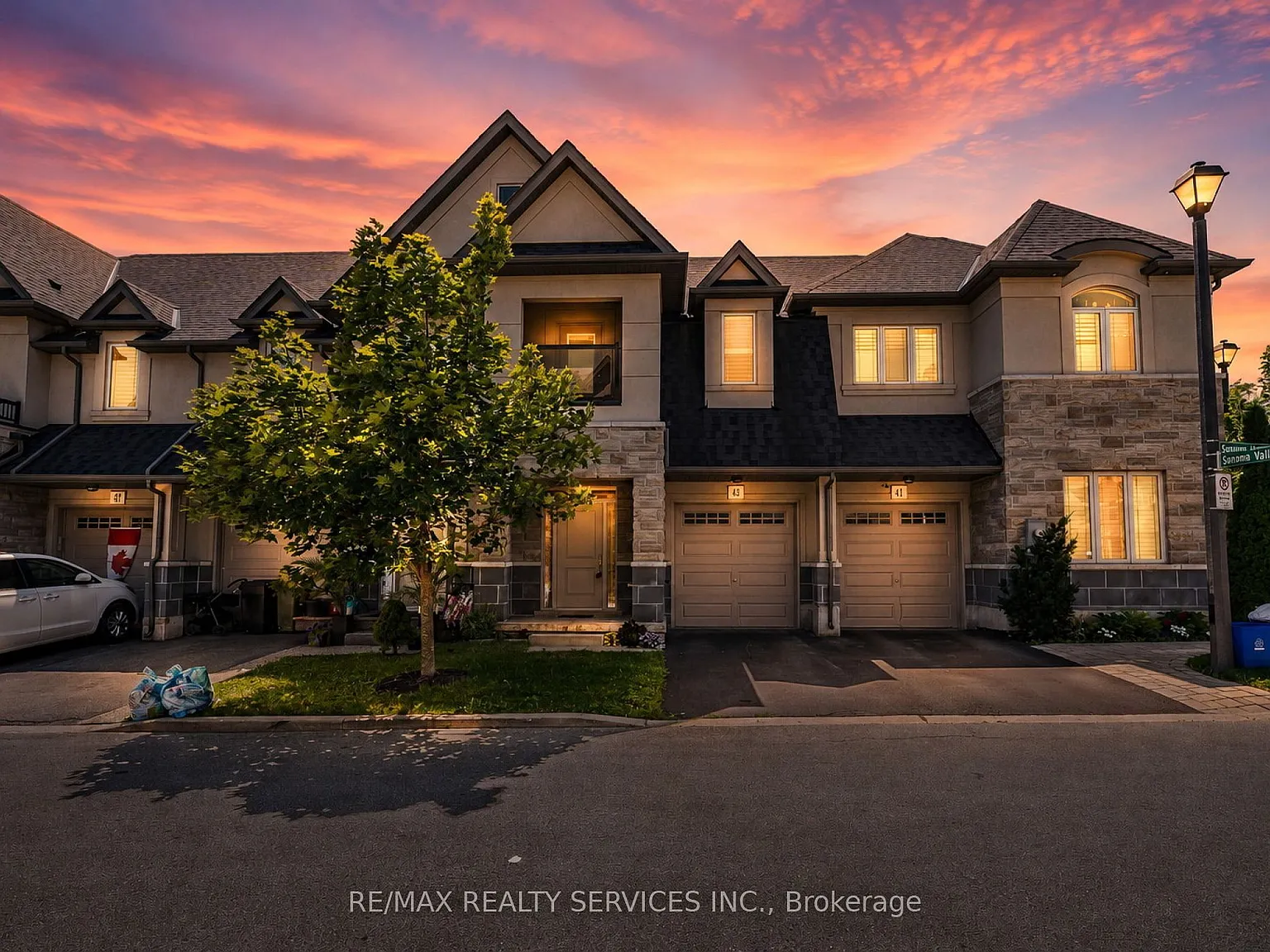 4 bed, $3,100 — Photo 2