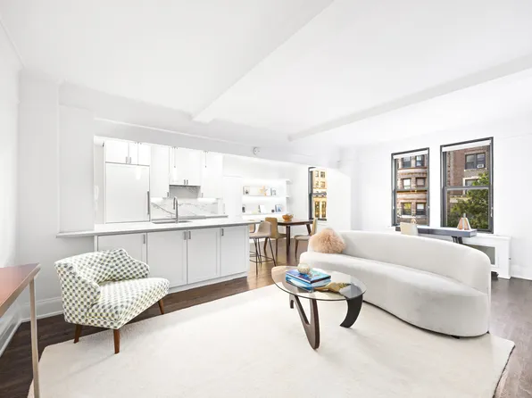 260 West End Avenue image 2 of 12