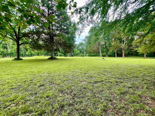 144 Kay Ln, Somerville, TN 38068