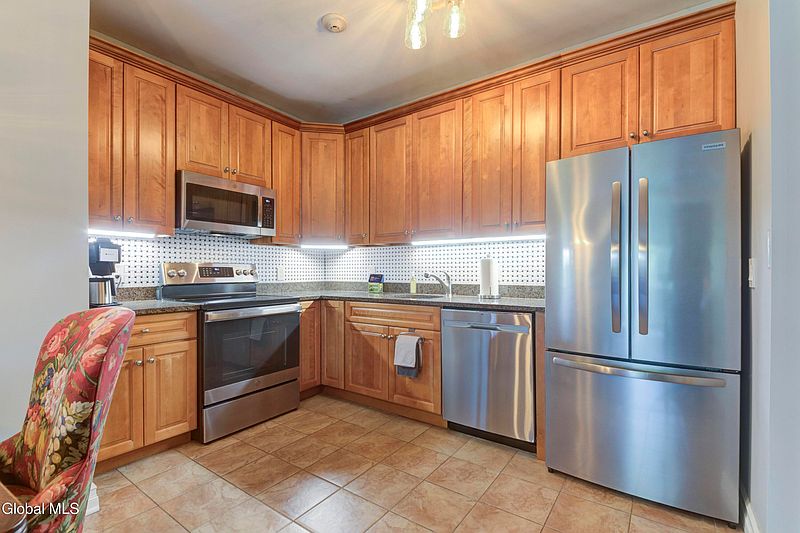 5th image of 8 Wall Street APT 317