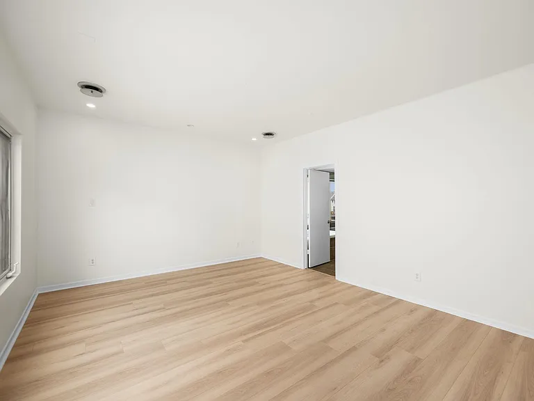 5632 Kiam St #C — Photo 10