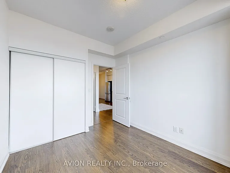 7171 Yonge St #2409 — Photo 7