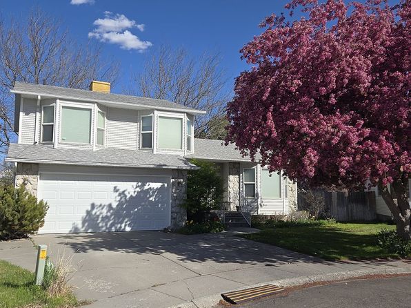 3114 Clover Hills Cir