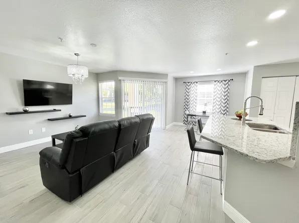 7240 Westpointe Blvd #815, Orlando, FL 32835