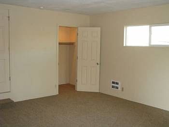 4th image of 226 McNary Ave NW