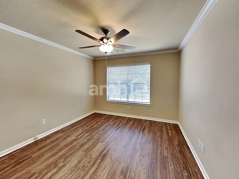13143 Mills River St — Photo 21