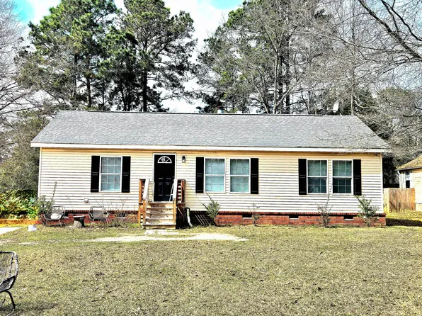 155 Grapevine Rd, Summerville, SC 29483