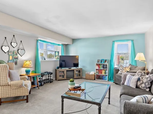 45 Main St APT 21, Wareham, MA 02571