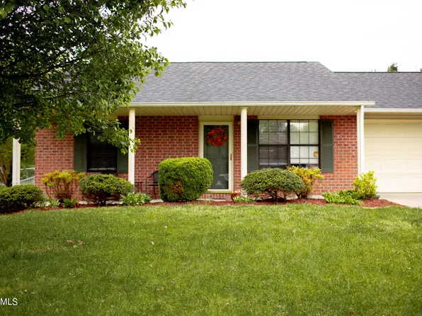8037 Phyllis Ln, Knoxville, TN 37938