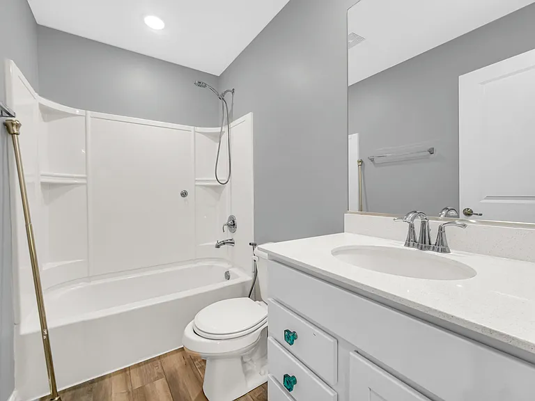 1537 Kraft Ave — Photo 20