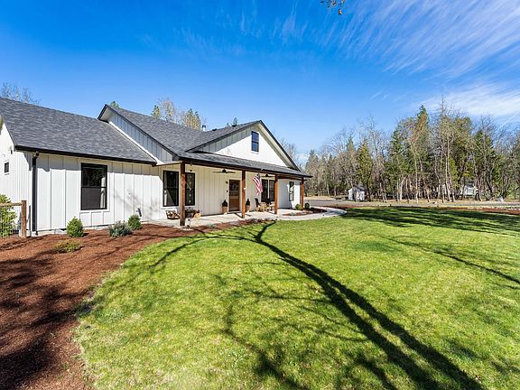 4th image of 1398 Ellison Loop