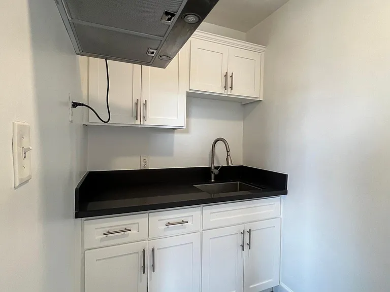 3835 Whittier Blvd #2 — Photo 7