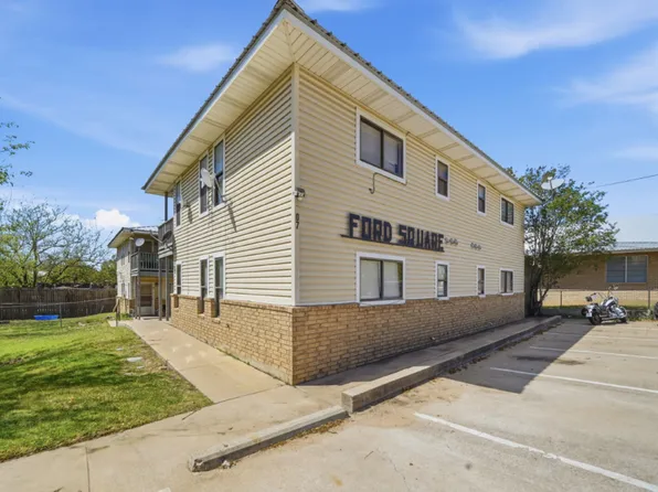 1407 Ford St #8, Llano, TX 78643