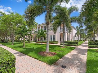 834 NW 82nd Pl, Boca Raton, FL 33487