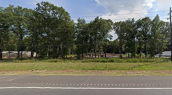 3rd image of 5718 Highway 107