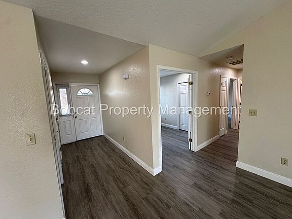 2nd image of 426 Springview Dr