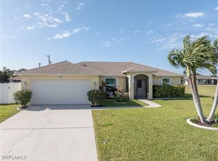 520 SE 26th Ter, Cape Coral, FL 33904