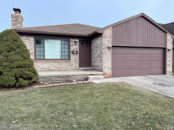 6432 Argyle St, Dearborn, MI 48126