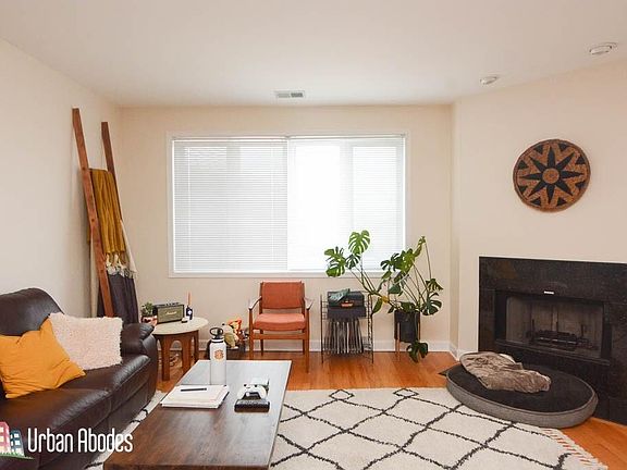 5th image of 3655 N Southport Ave APT 3N