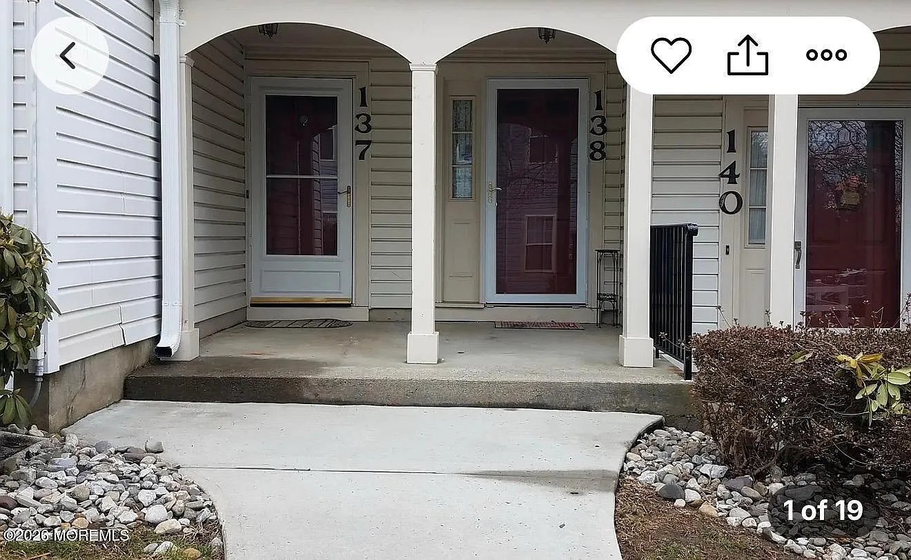 2 bed, 1102 sqft, $3,000 — Photo 1