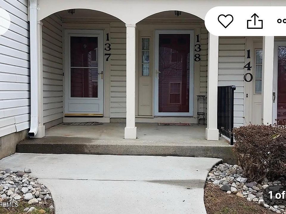 1st image of 137 Tulip Ln