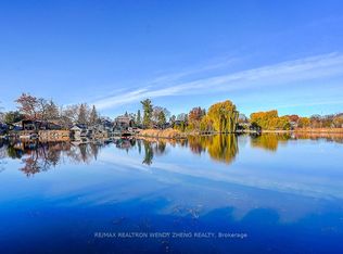 82 Riverglen Dr, Georgina, ON L4P 2R1