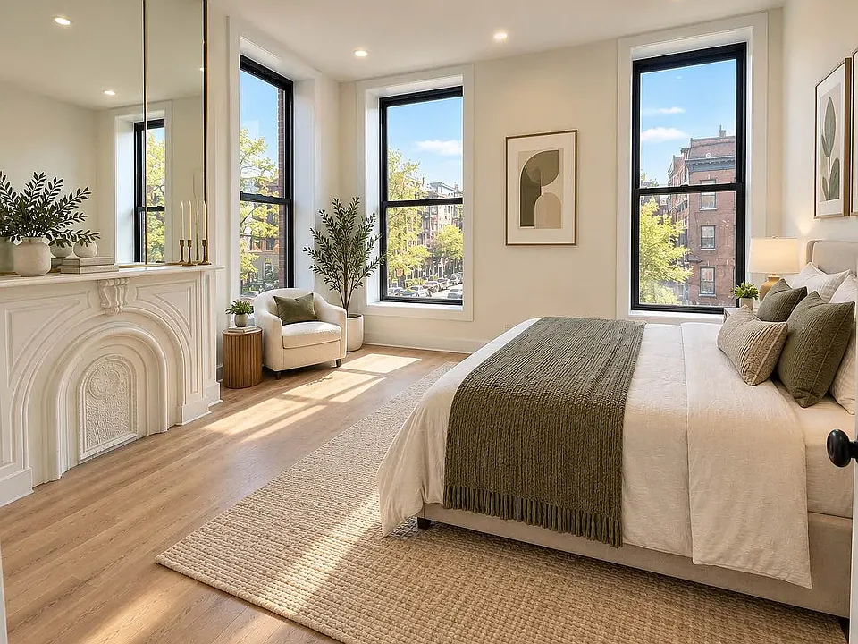 293 Putnam Ave #2