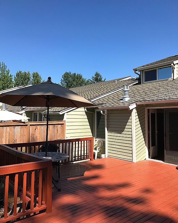 1st image of 2721 174th Ave NE