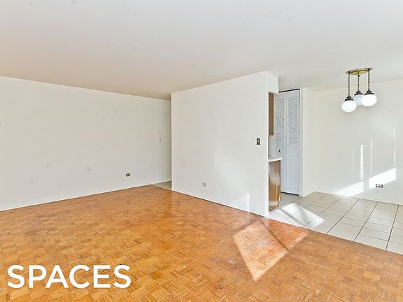 2nd image of 850 W Margate Ter APT 201